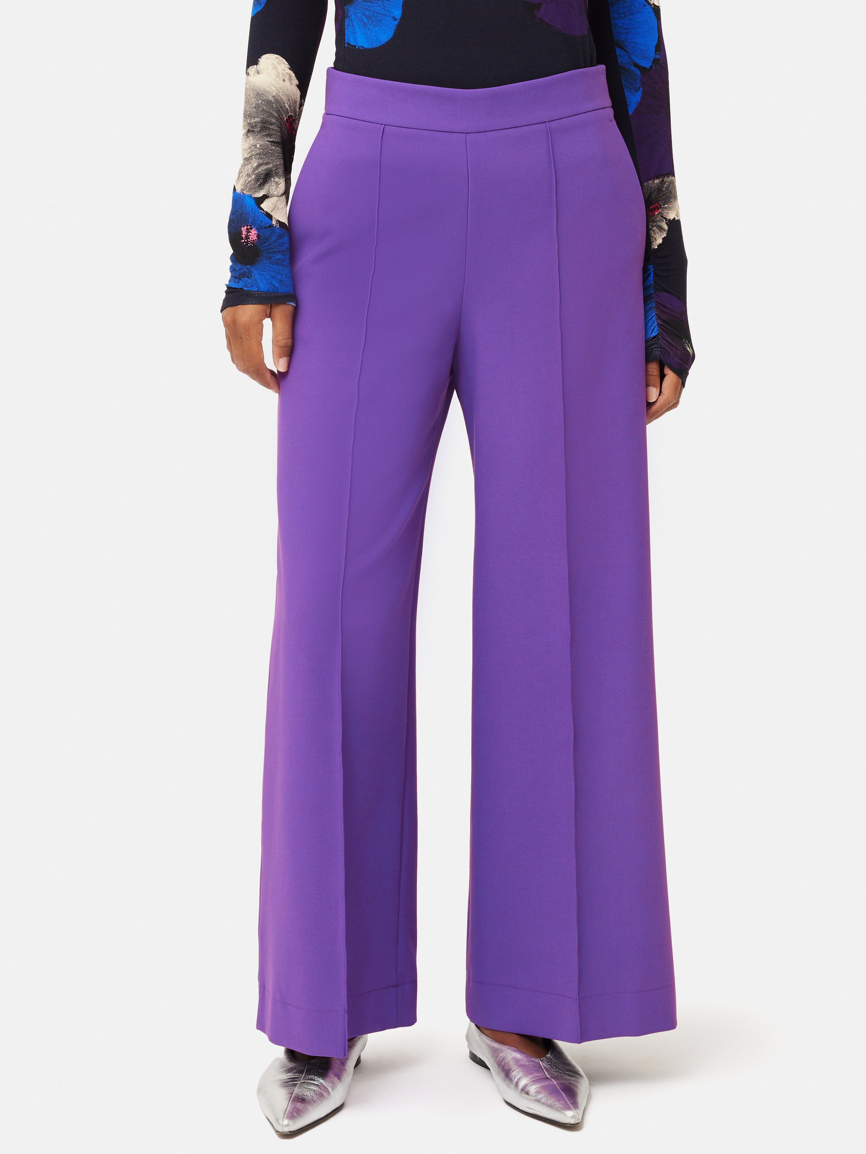 Flowy crepe wide-leg pant, Theory, Shop Women%u2019s Wide-Leg Pants  Online in Canada