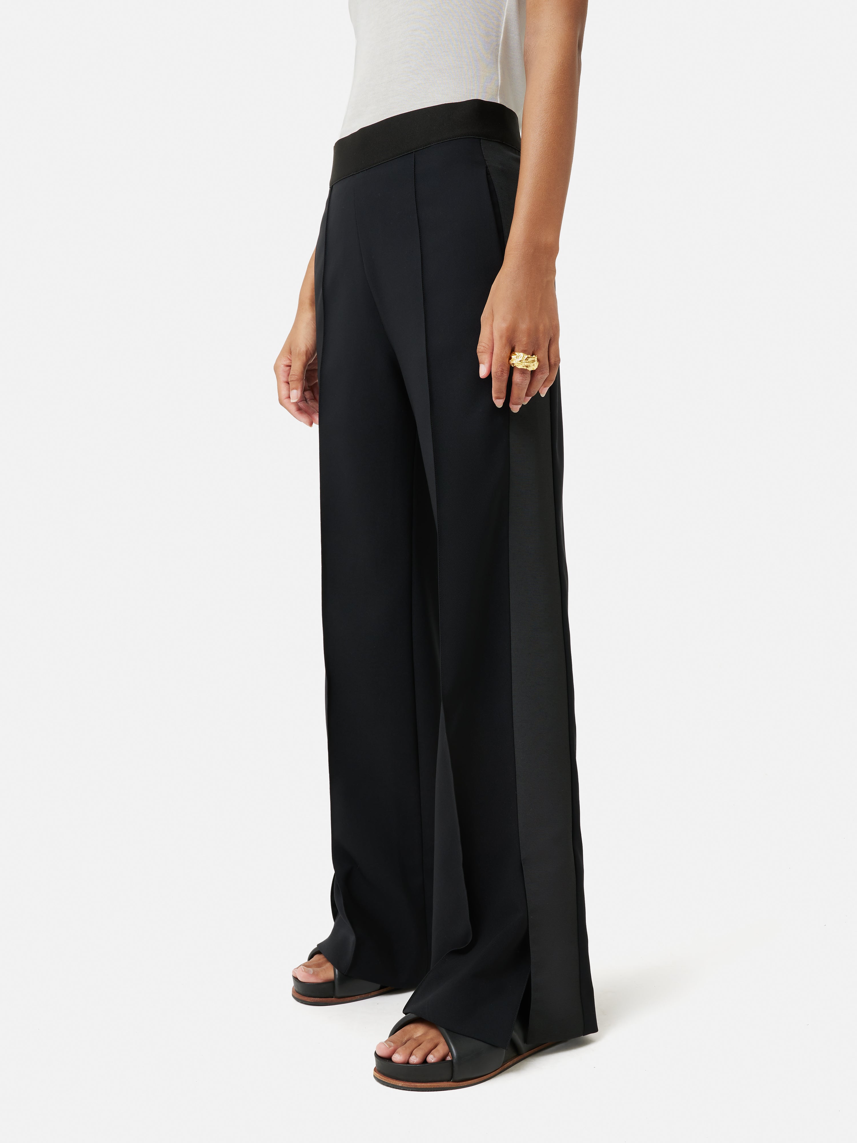 Crepe Split Hem Jogger | Black – Jigsaw