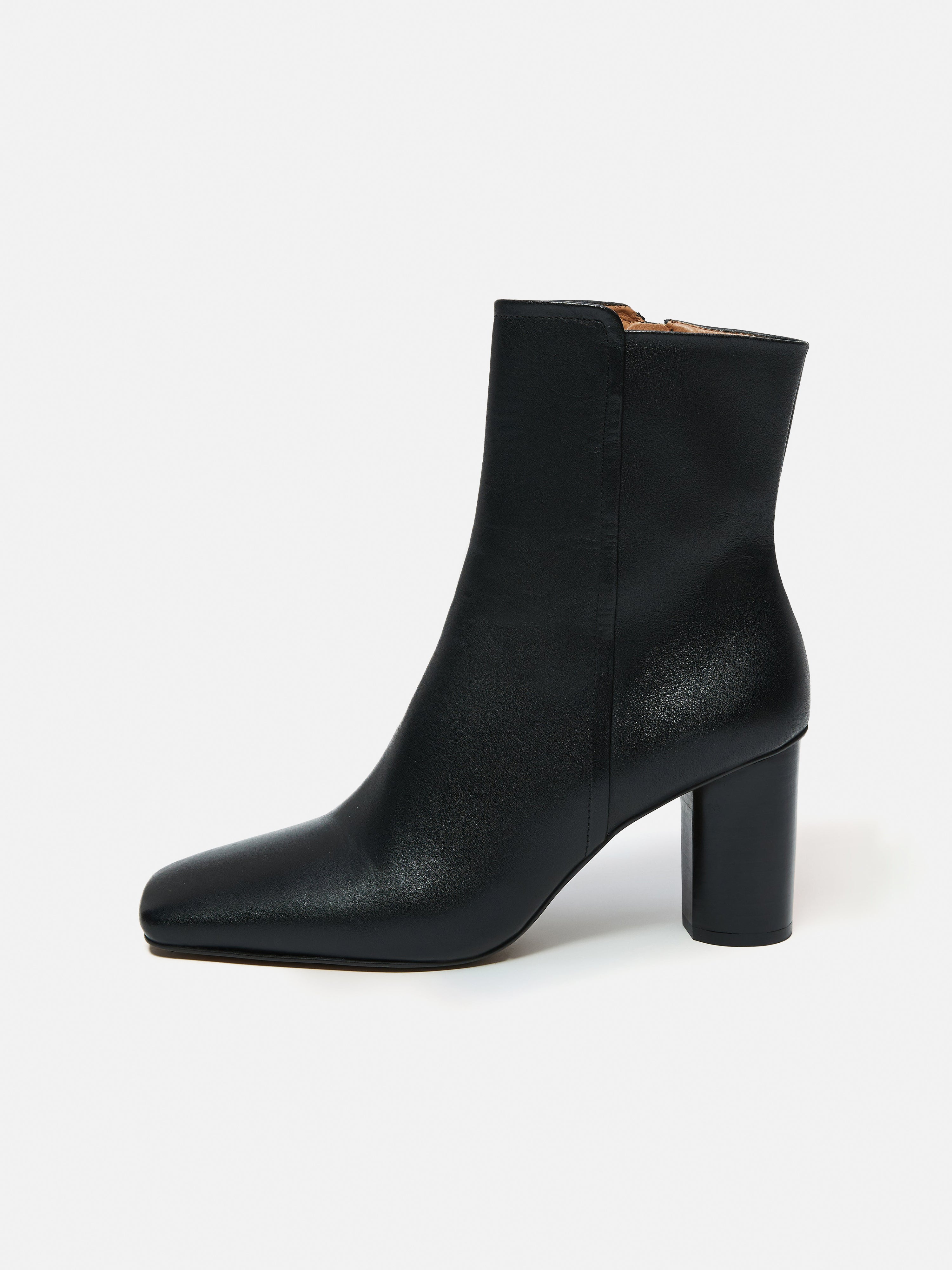 Pimlico Leather Heel Boot | Black – Jigsaw