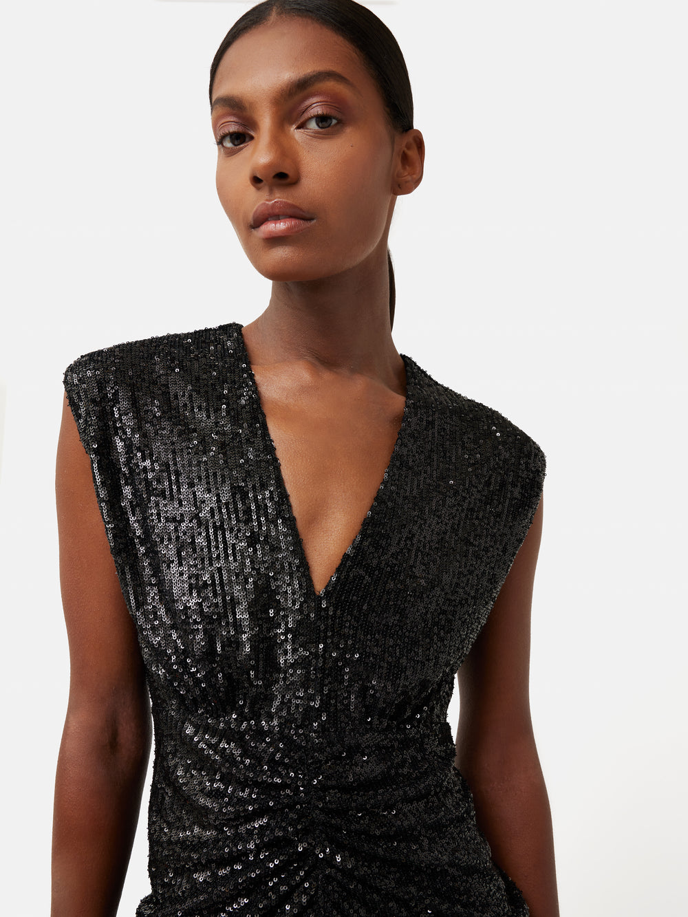 Sequin Ruched Midi Dress | Black – Jigsaw