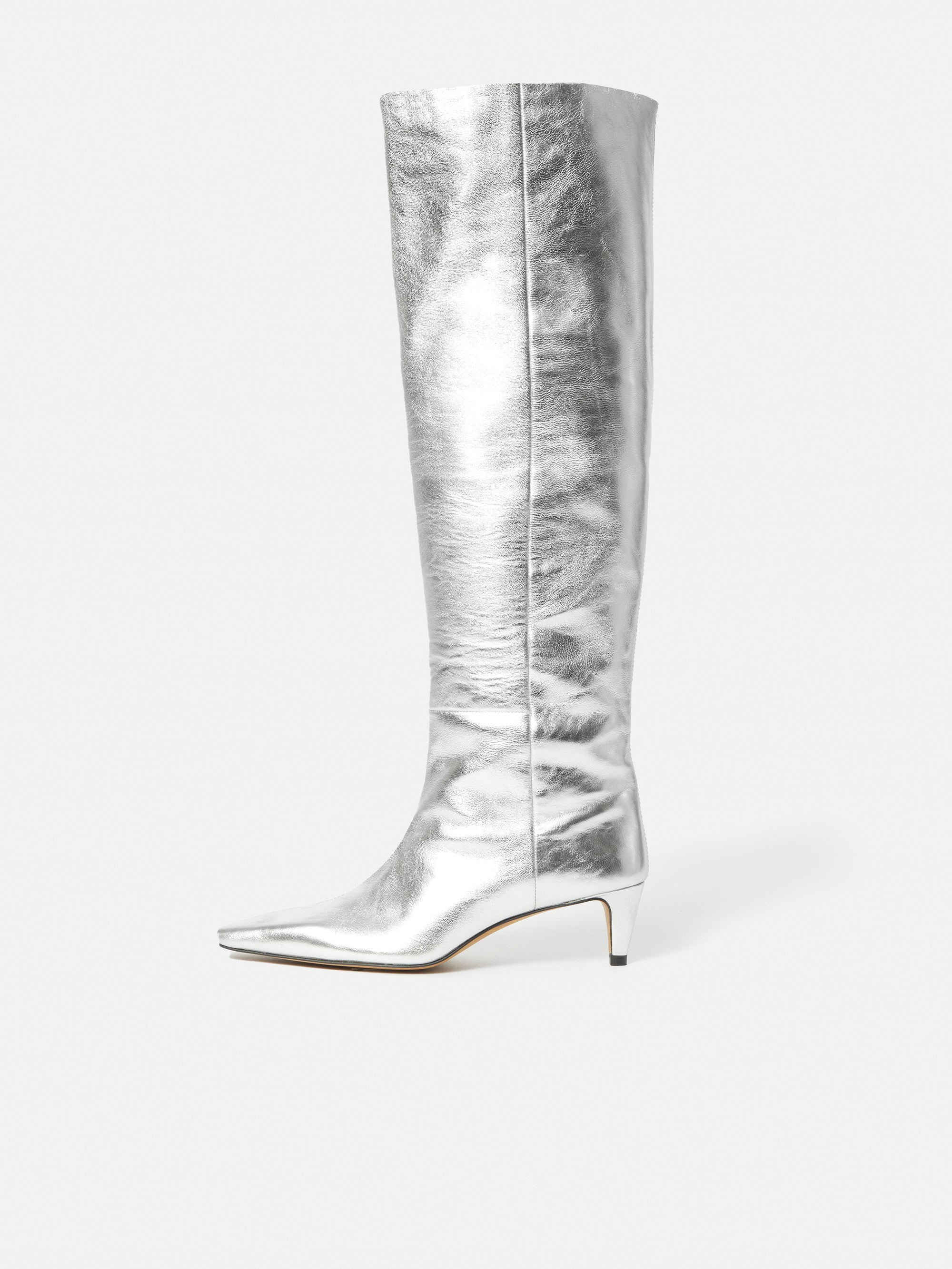 Silver 2025 boots outfit