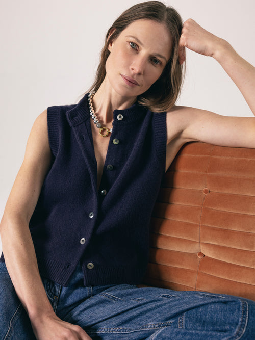 Wool Cashmere Blend Waistcoat | Navy